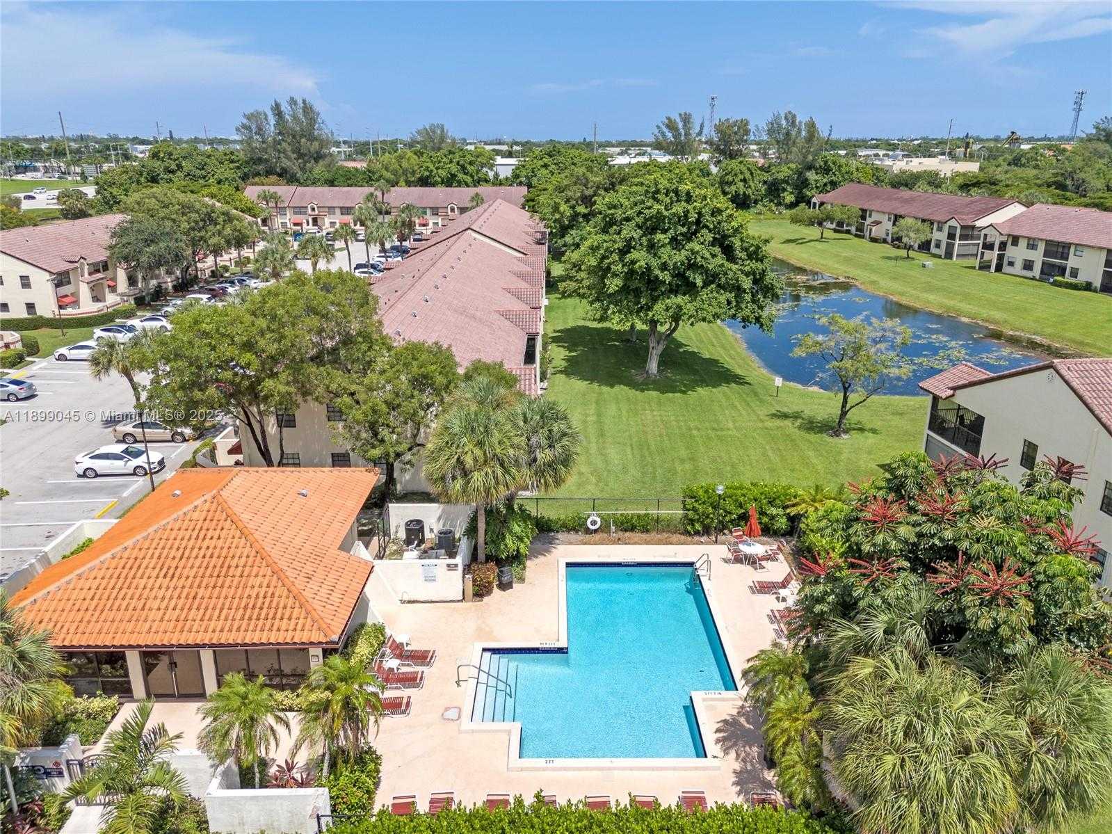 Small Image of 201 FREEDOM CT #201, Deerfield Beach Number 32