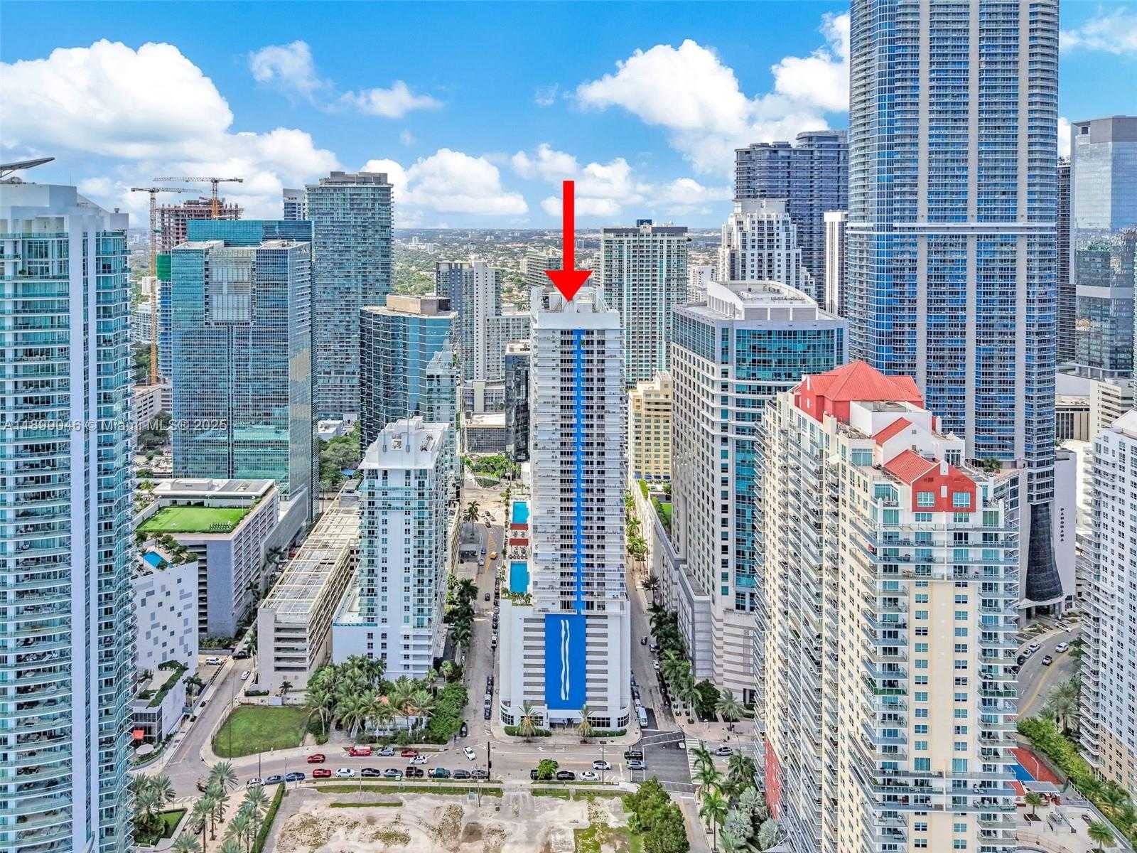 Small Image of 1200 BRICKELL BAY DR #3501, Miami Number 1