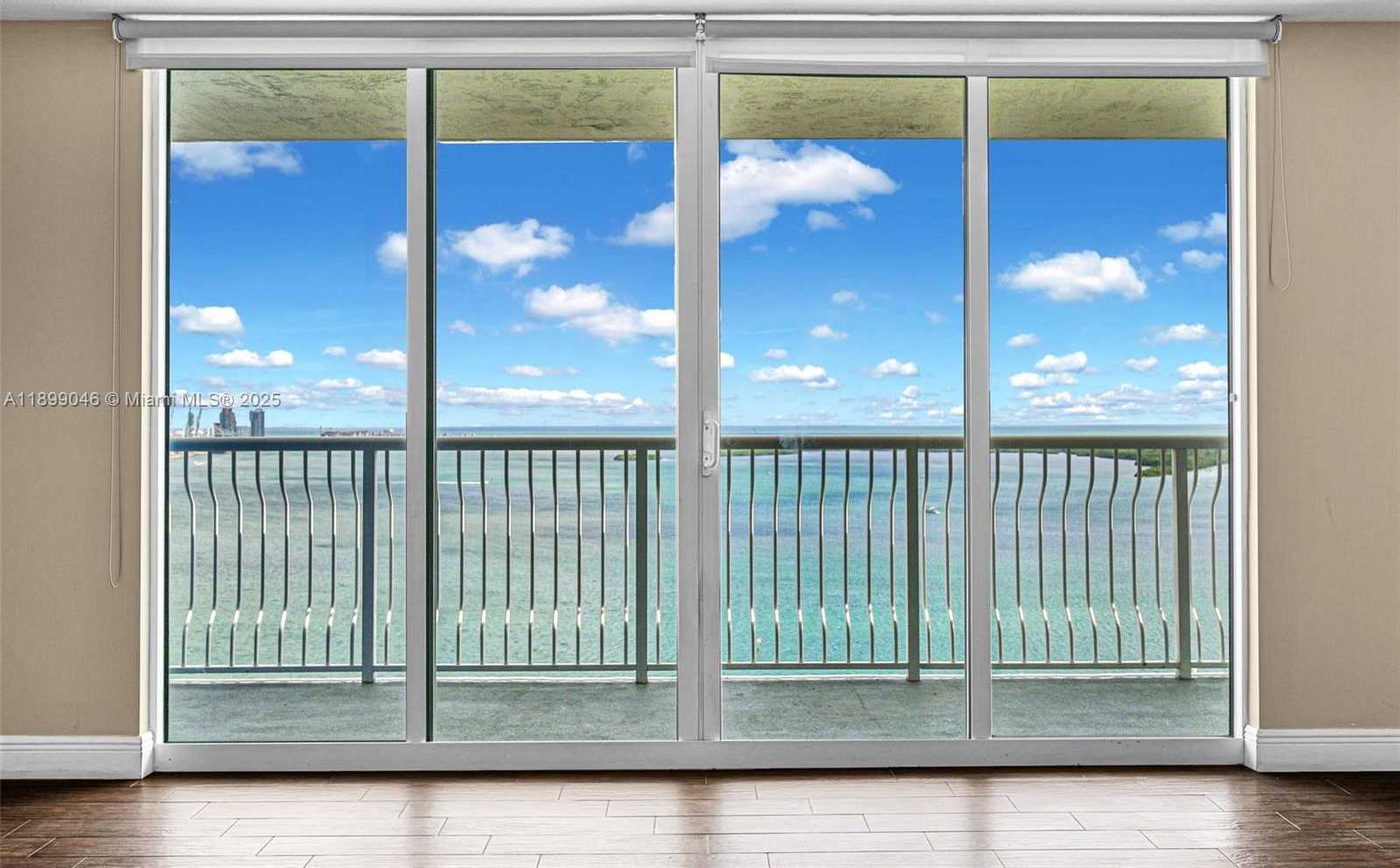 Small Image of 1200 BRICKELL BAY DR #3501, Miami Number 13