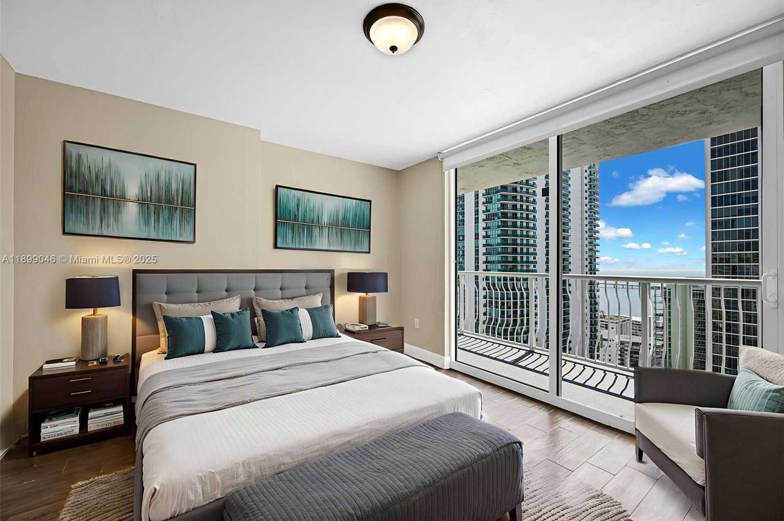 Small Image of 1200 BRICKELL BAY DR #3501, Miami Number 18