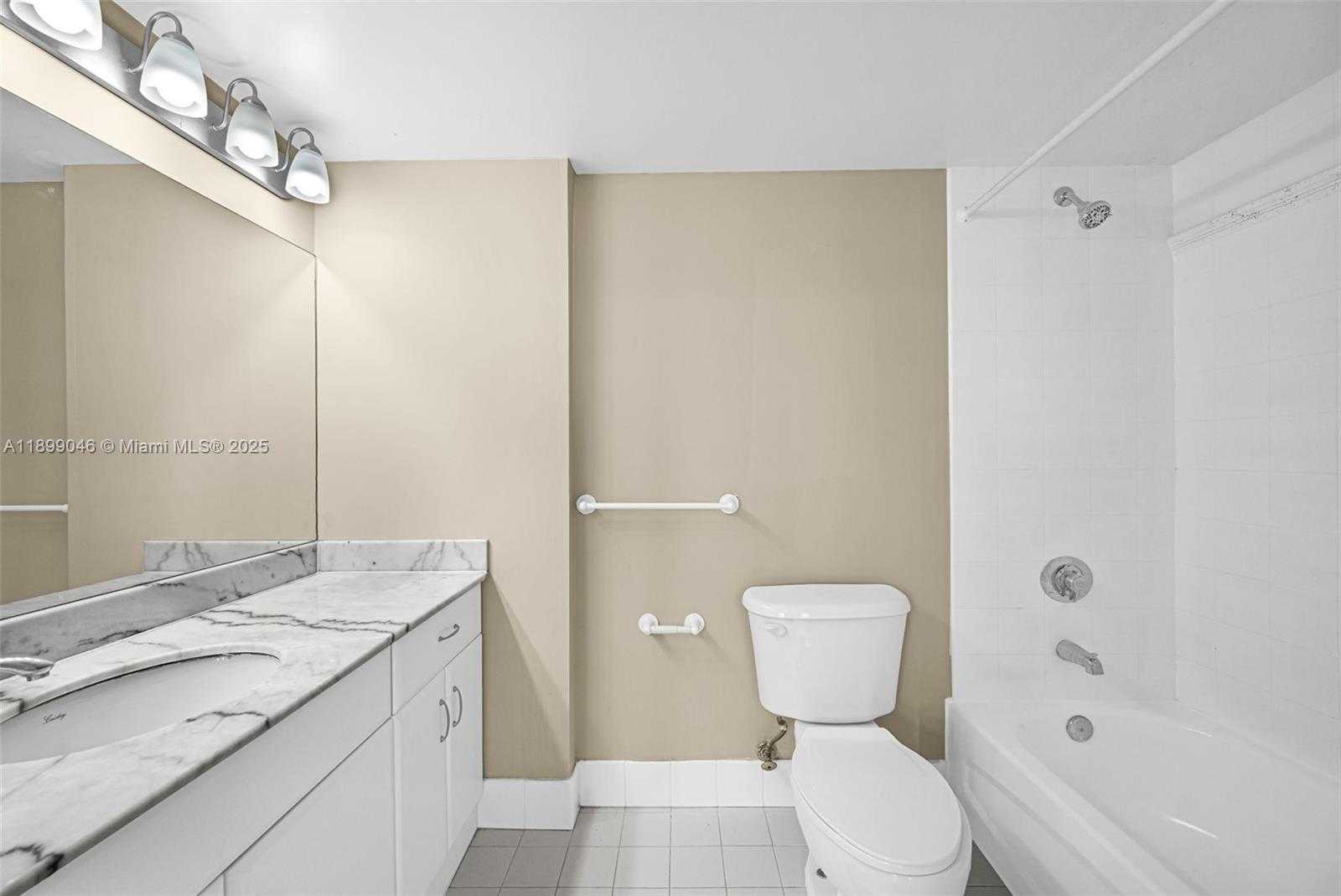 Small Image of 1200 BRICKELL BAY DR #3501, Miami Number 32