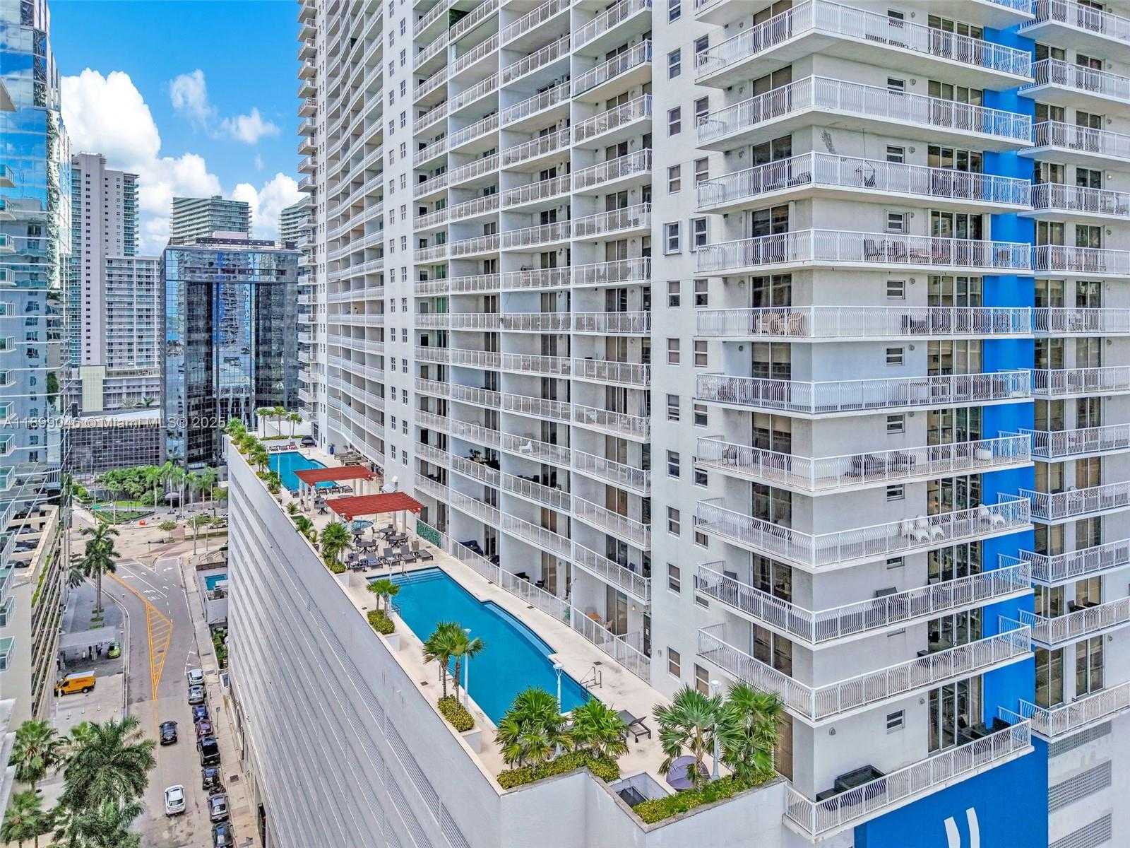 Small Image of 1200 BRICKELL BAY DR #3501, Miami Number 43