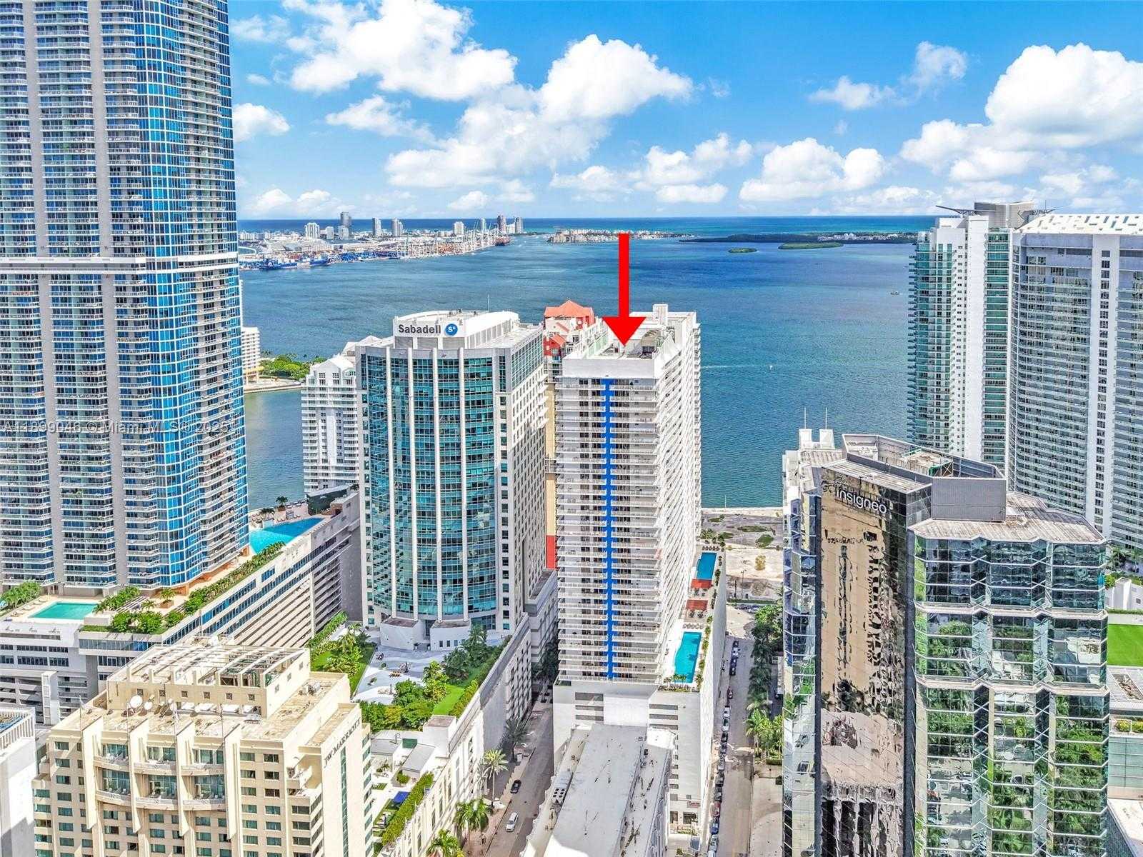 Small Image of 1200 BRICKELL BAY DR #3501, Miami Number 51