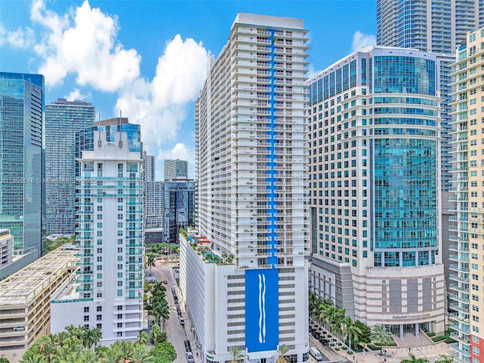 Small Image of 1200 BRICKELL BAY DR #3501, Miami Number 54