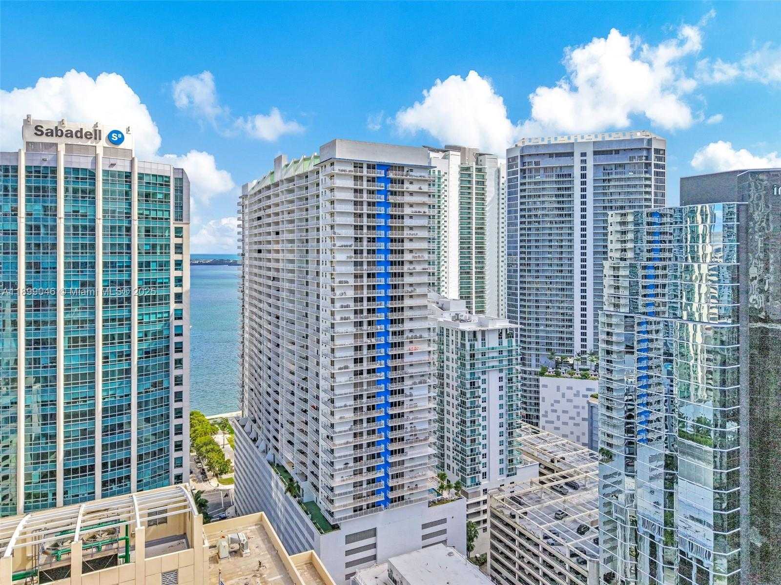Small Image of 1200 BRICKELL BAY DR #3501, Miami Number 56