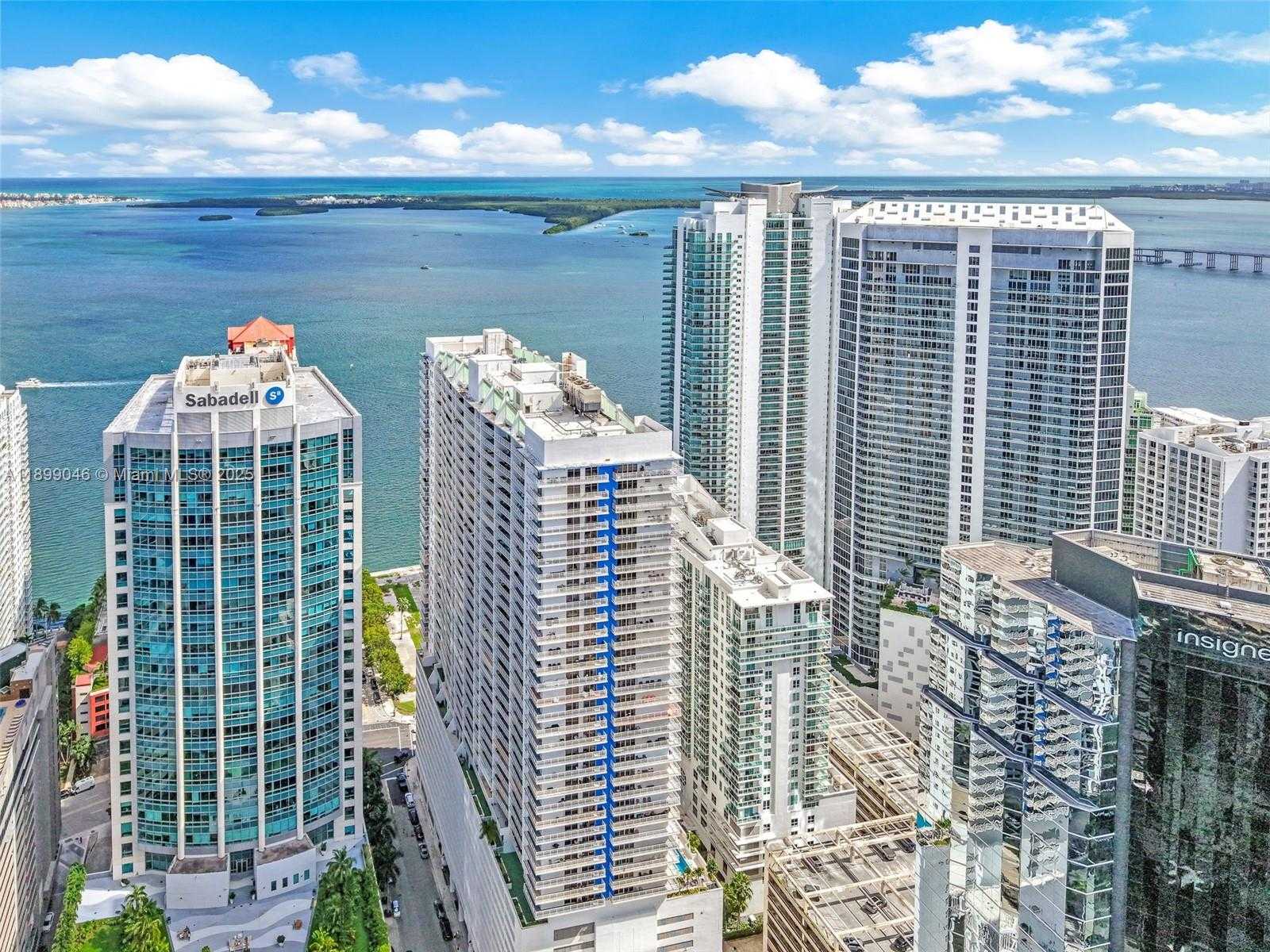 Small Image of 1200 BRICKELL BAY DR #3501, Miami Number 62