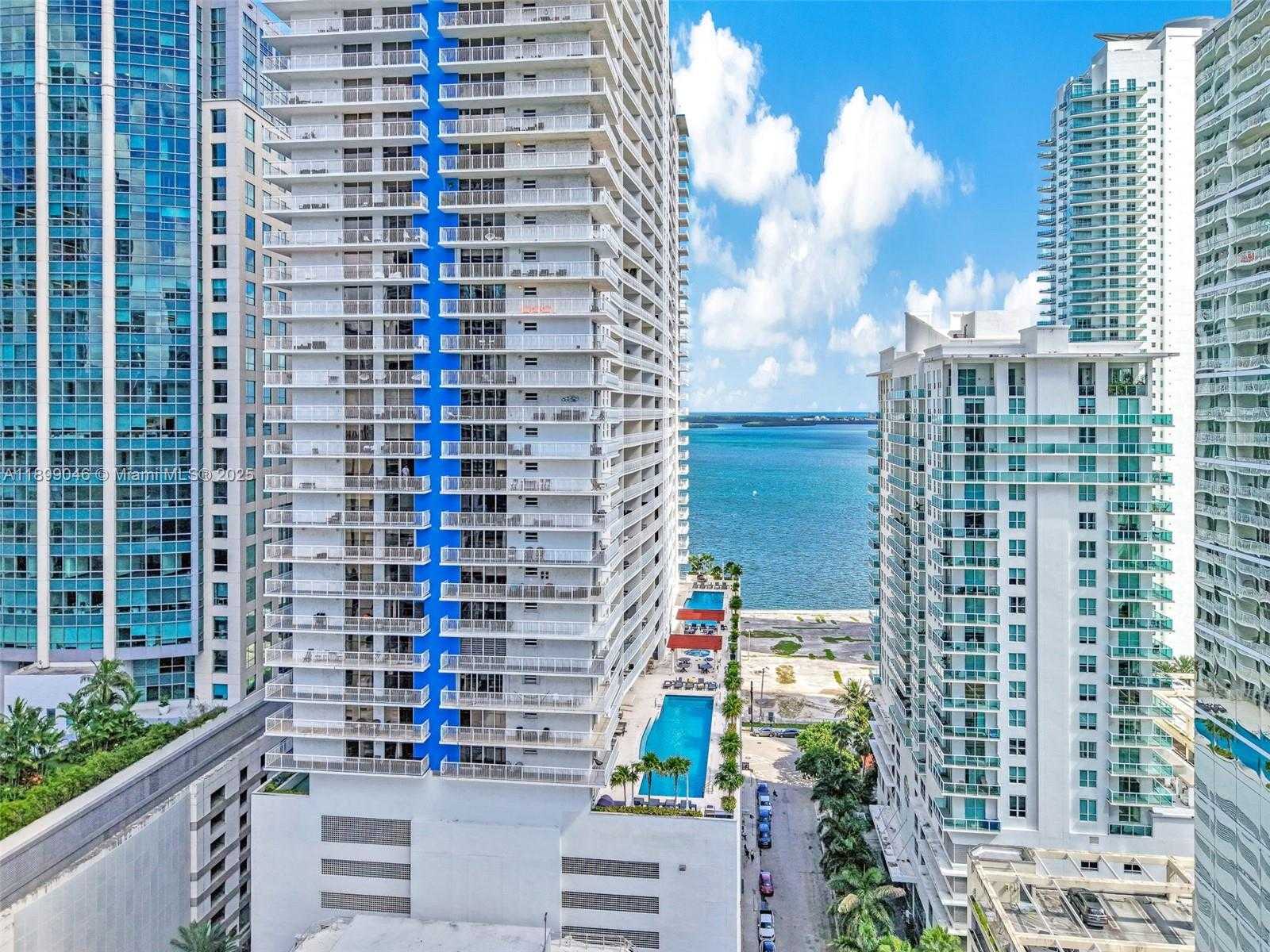 Small Image of 1200 BRICKELL BAY DR #3501, Miami Number 64