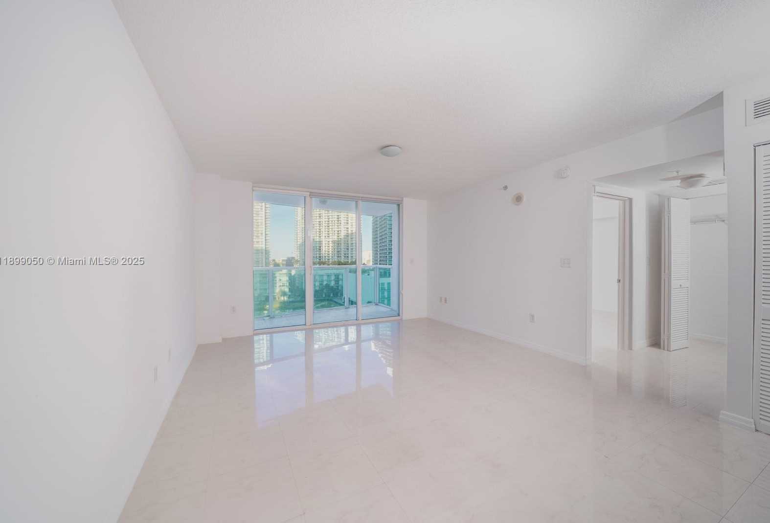 Small Image of 31 SOUTH EAST 5TH ST #1507, Miami Number 3