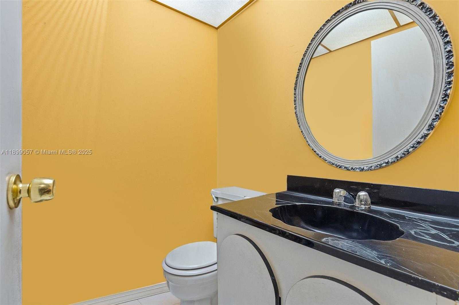 Small Image of 17620 ATLANTIC BLVD #316, Sunny Isles Beach Number 10