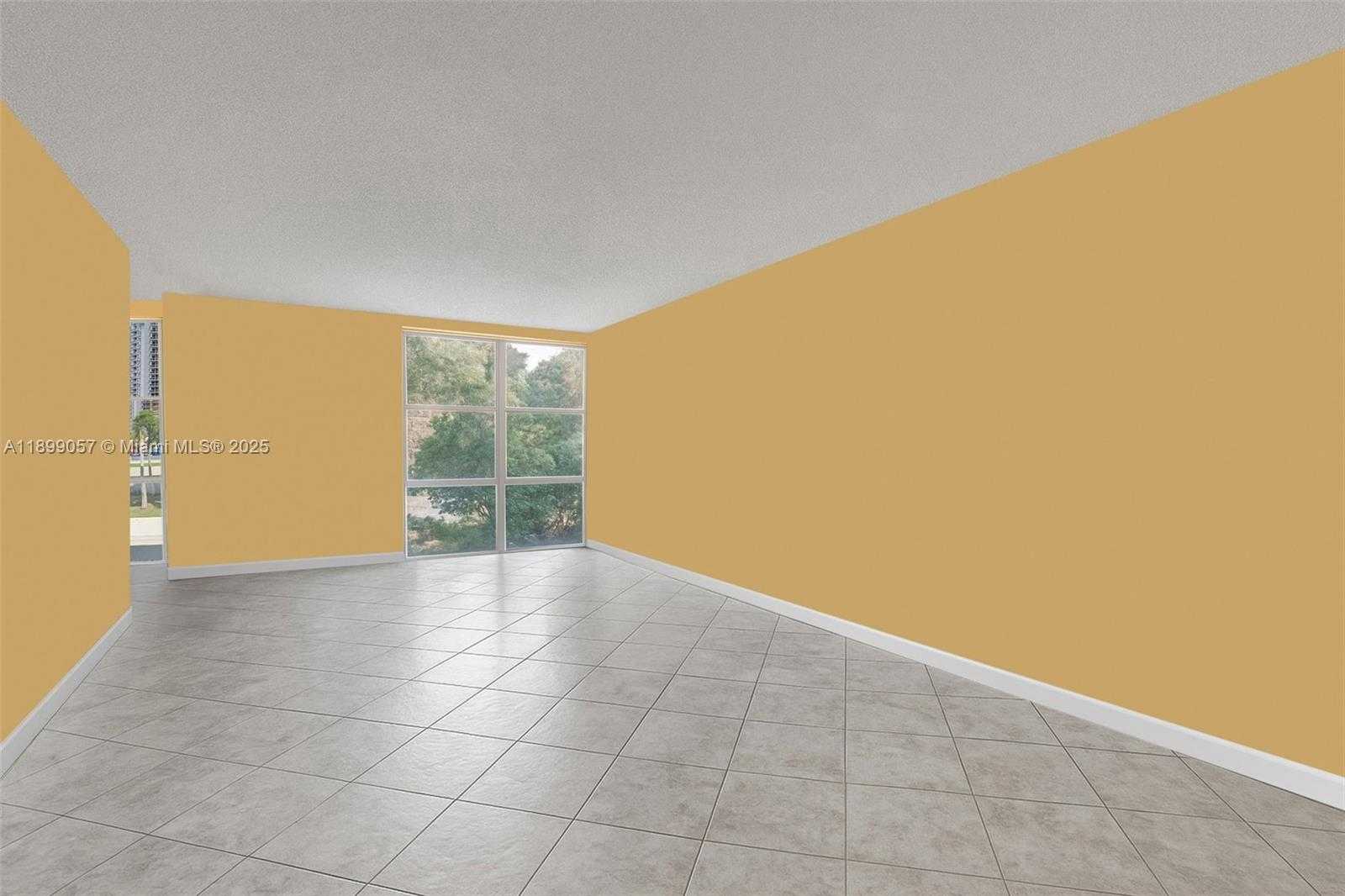 Small Image of 17620 ATLANTIC BLVD #316, Sunny Isles Beach Number 5