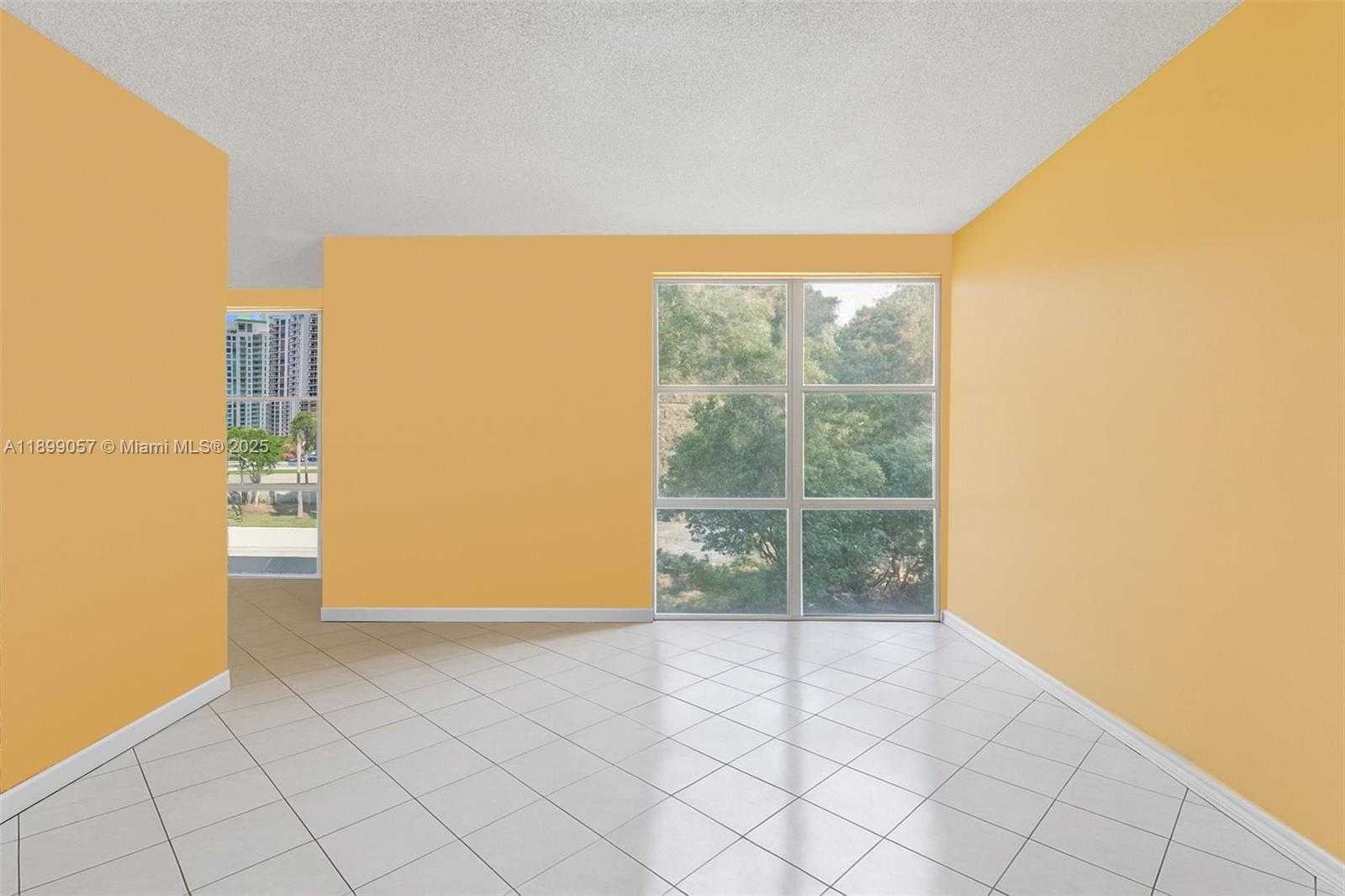 Small Image of 17620 ATLANTIC BLVD #316, Sunny Isles Beach Number 6