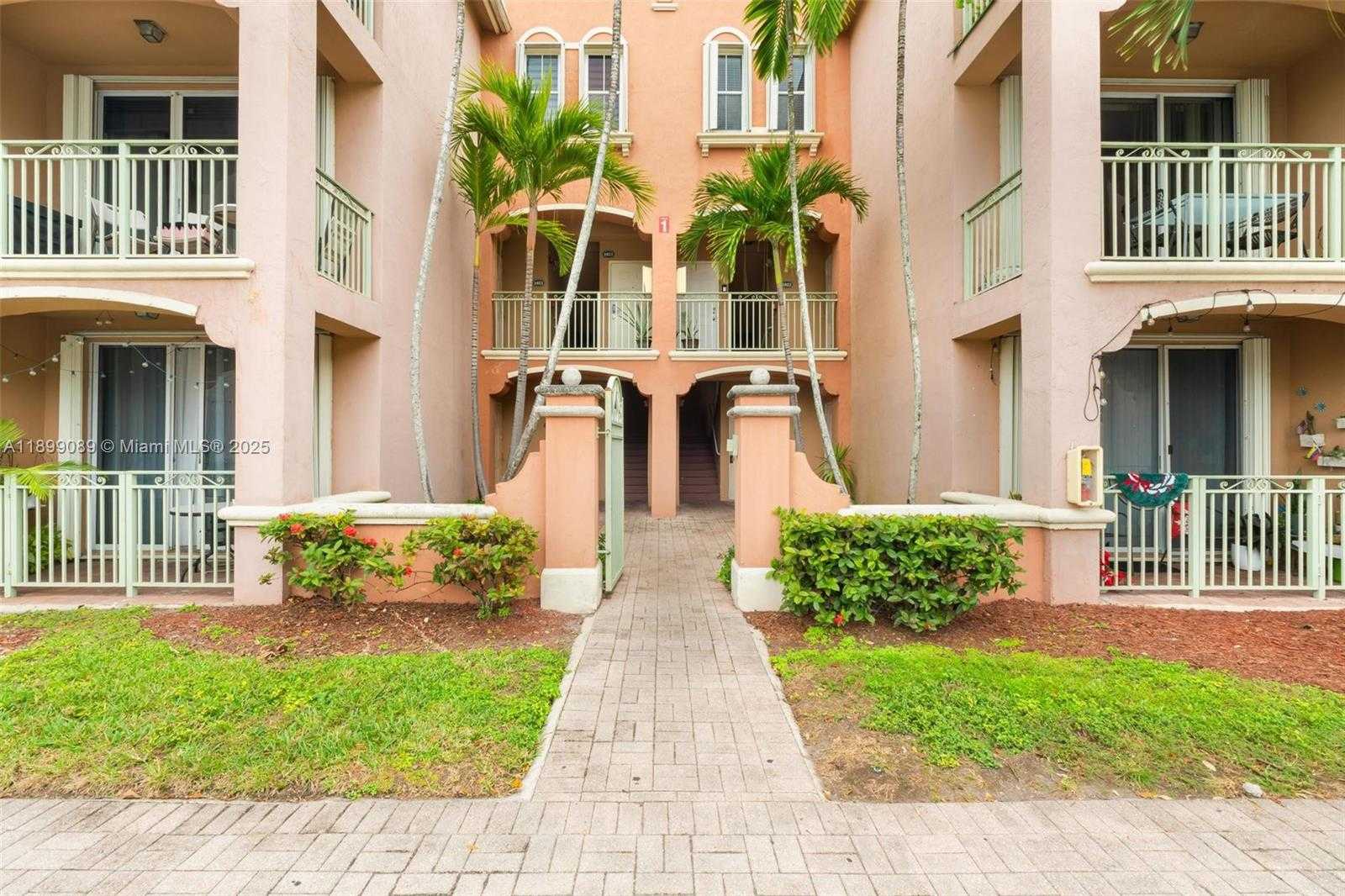 Small Image of 6500 NORTH WEST 114TH AVE #1032, Doral Number 2