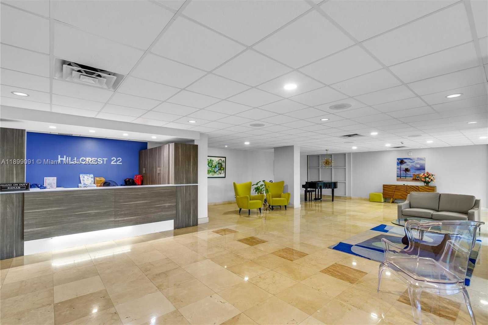 Small Image of 4350 HILLCREST DR #314, Hollywood Number 19