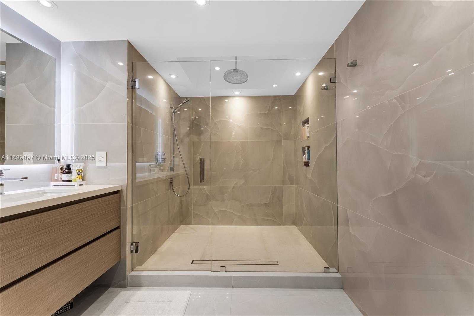 Small Image of 20191 EAST COUNTRY CLUB DR #1603, Aventura Number 25