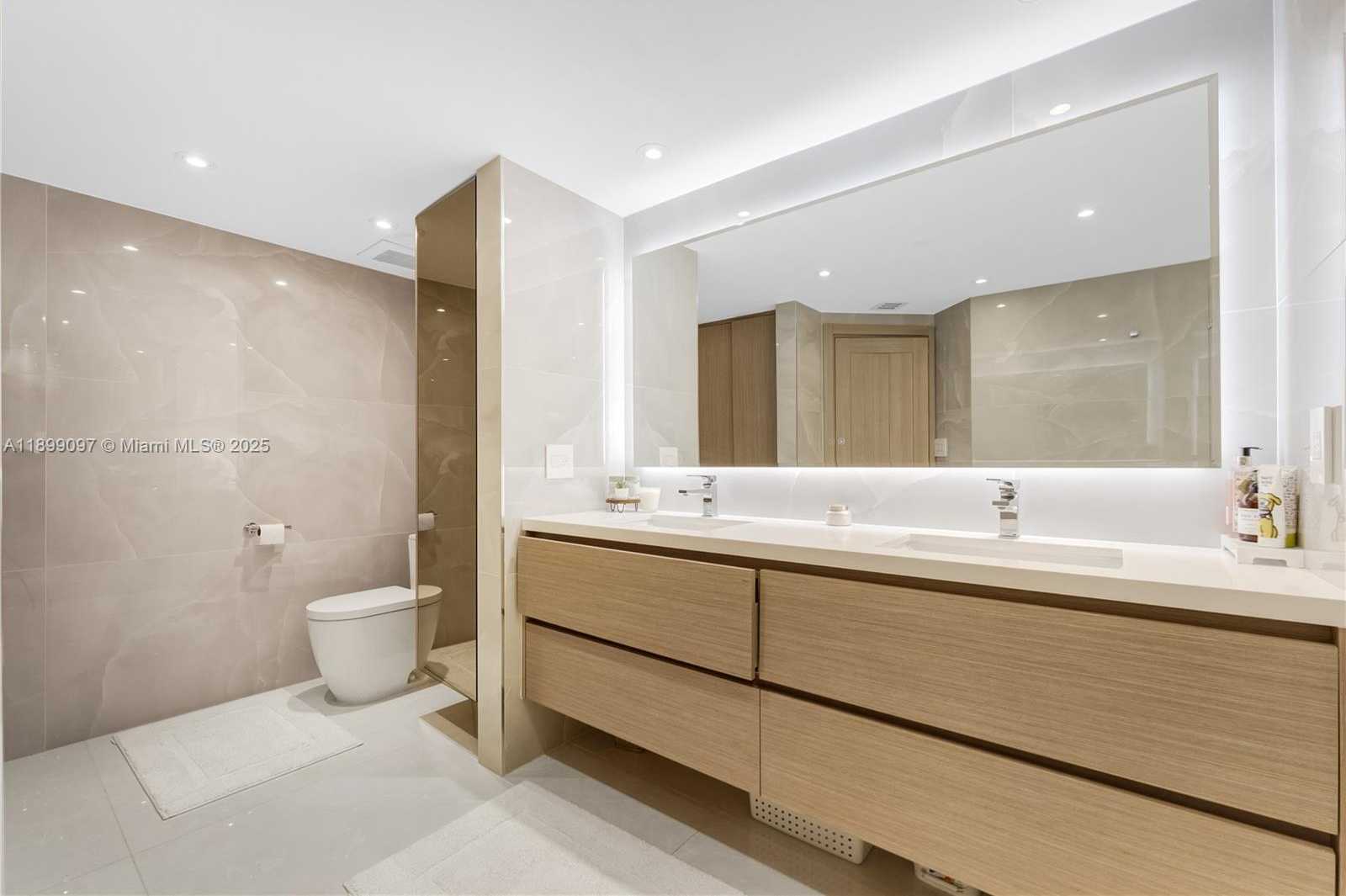 Small Image of 20191 EAST COUNTRY CLUB DR #1603, Aventura Number 27