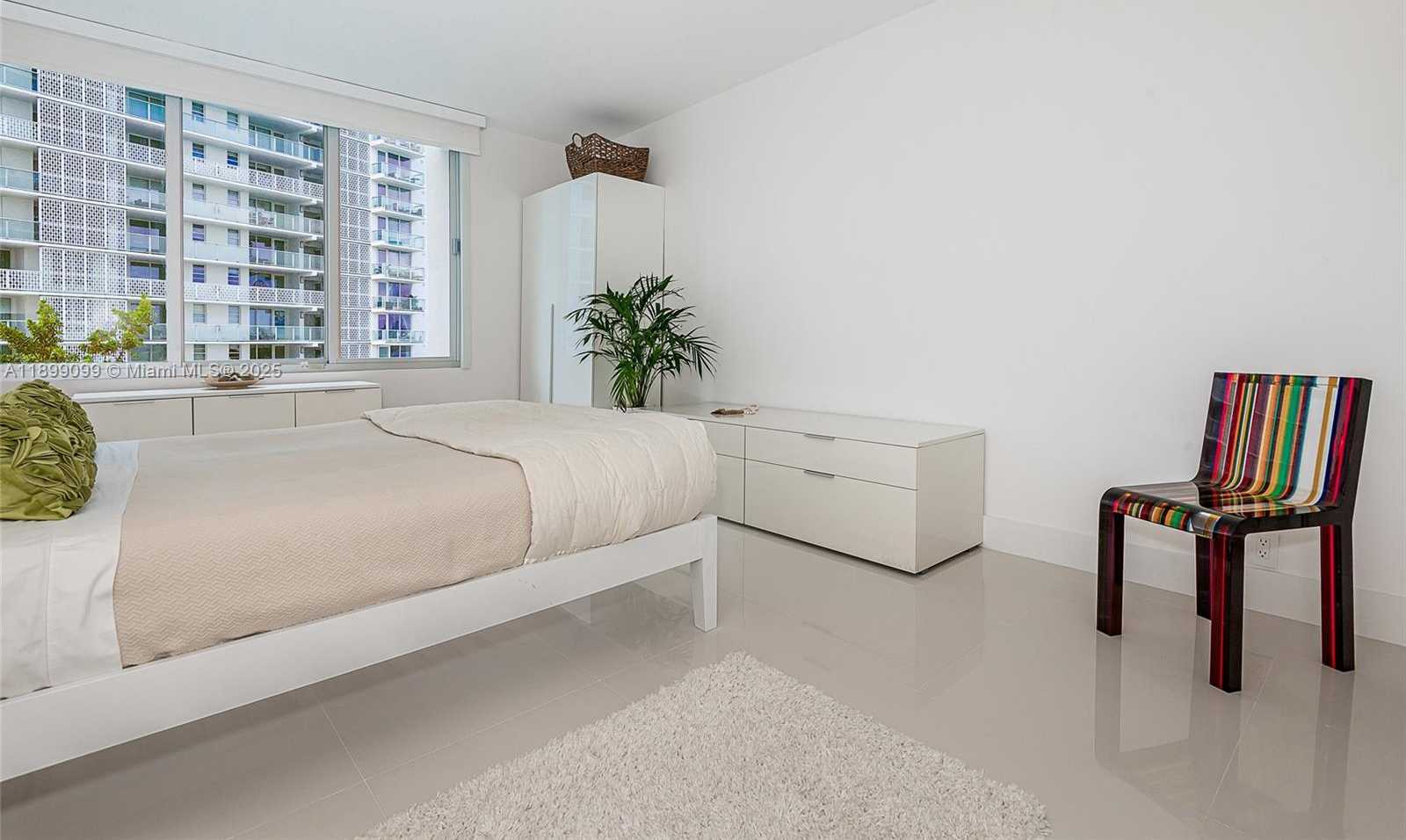 Small Image of 1000 WEST AVE #327, Miami Beach Number 19