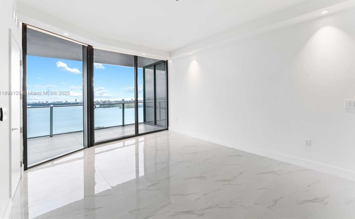 Small Image of 700 NE 24 ST #5401, Miami Number 11