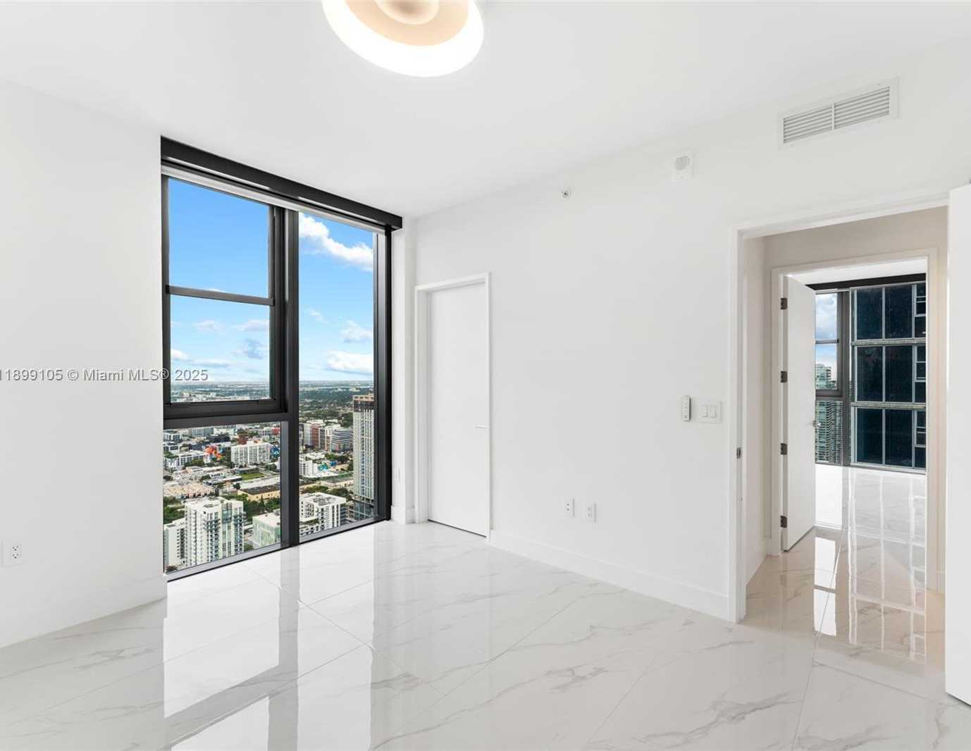 Small Image of 700 NE 24 ST #5401, Miami Number 15