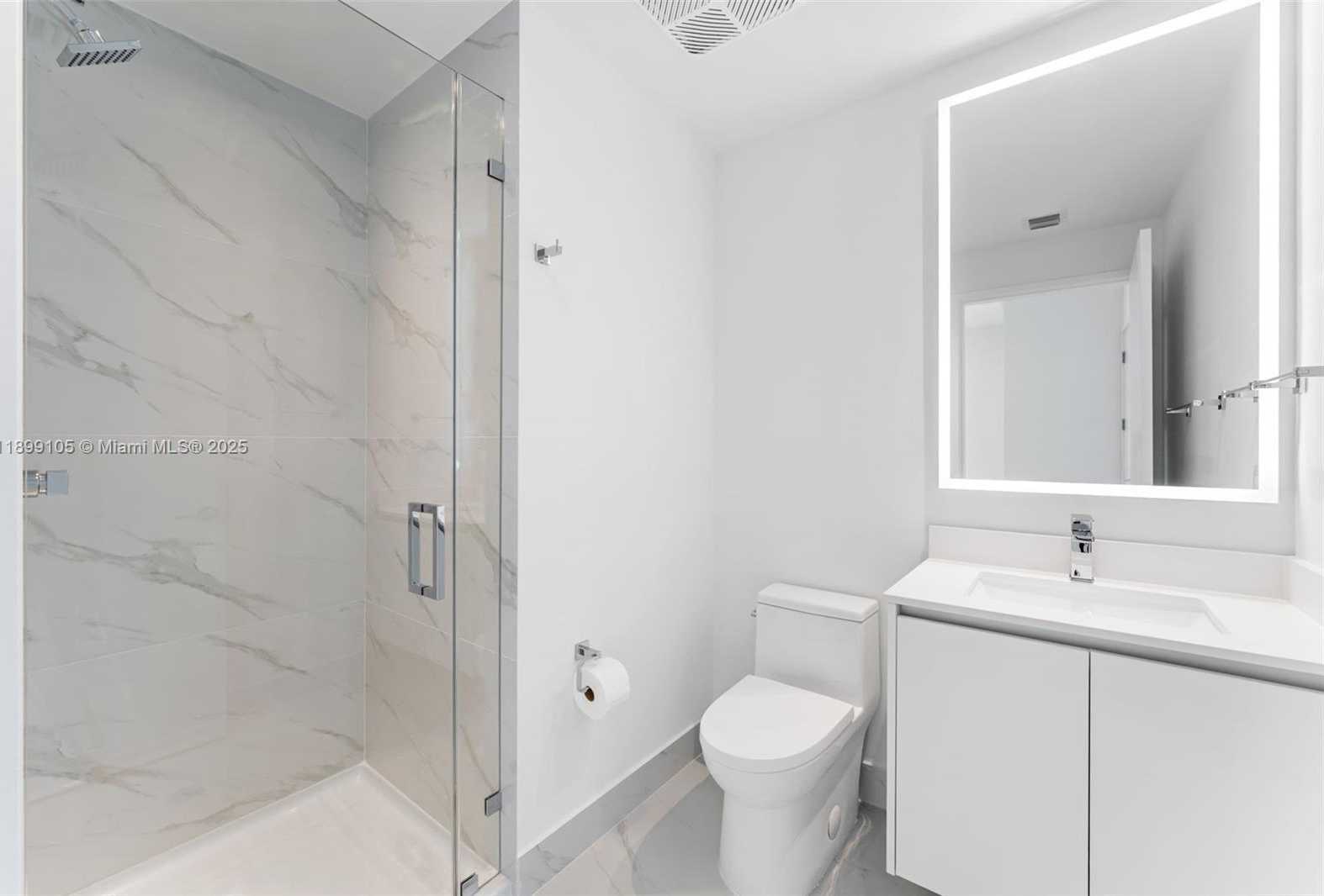 Small Image of 700 NE 24 ST #5401, Miami Number 16