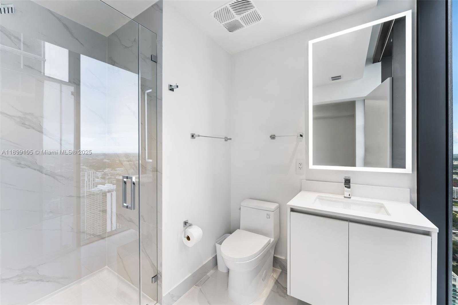 Small Image of 700 NE 24 ST #5401, Miami Number 21