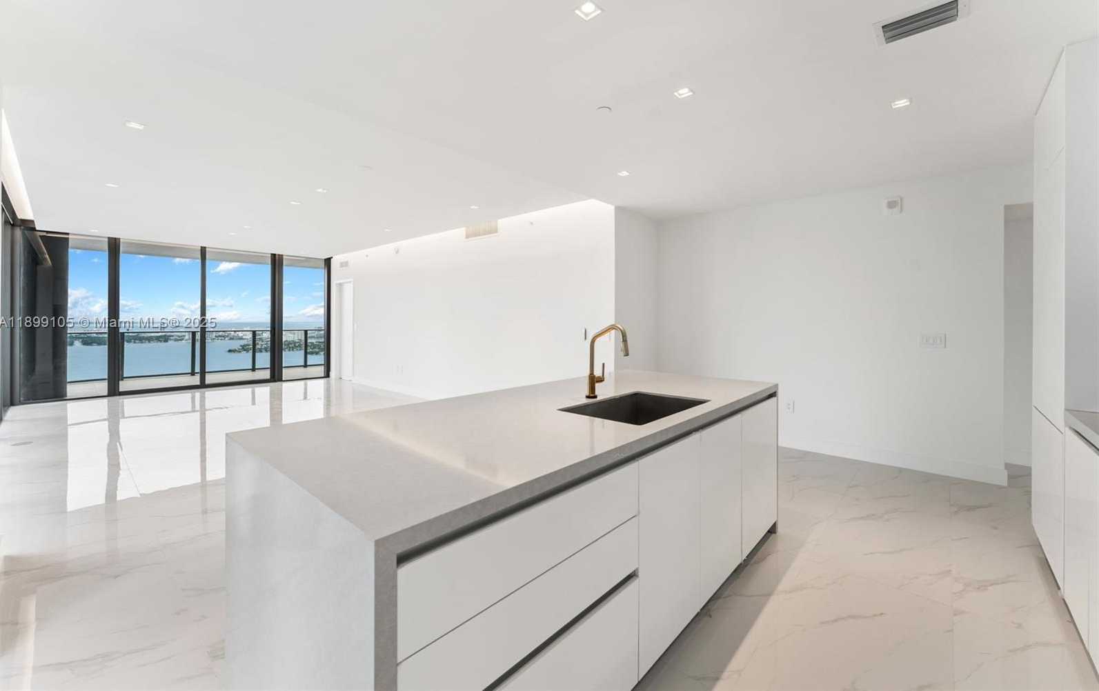 Small Image of 700 NE 24 ST #5401, Miami Number 5