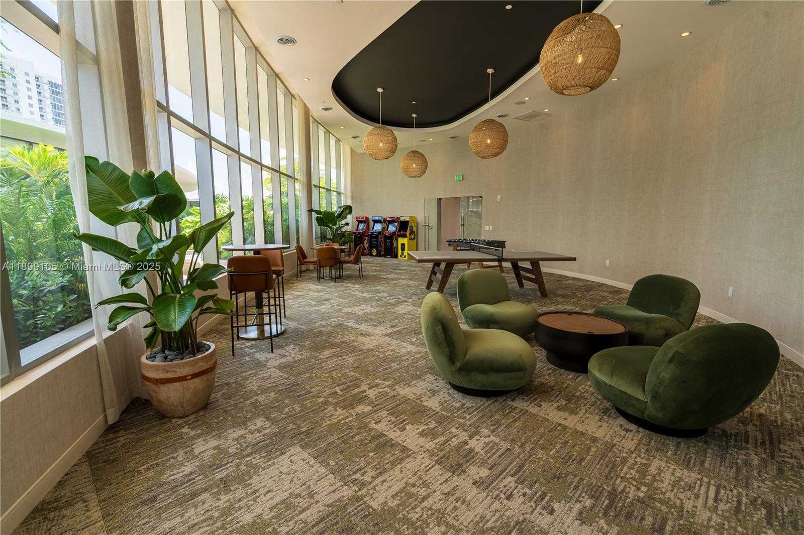 Small Image of 700 NE 24 ST #5401, Miami Number 58