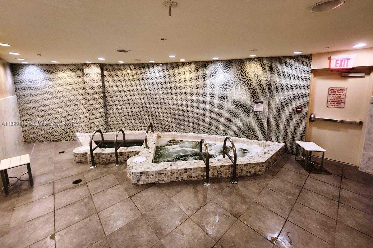 Small Image of 253 NORTH EAST 2ND ST #2003, Miami Number 36