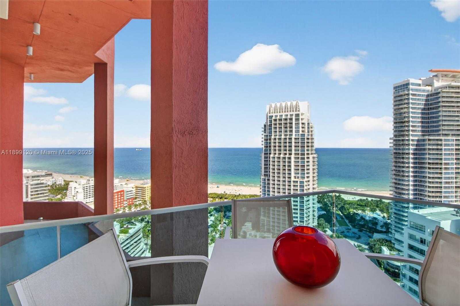 Small Image of 300 SOUTH POINTE DR #3105, Miami Beach Number 45