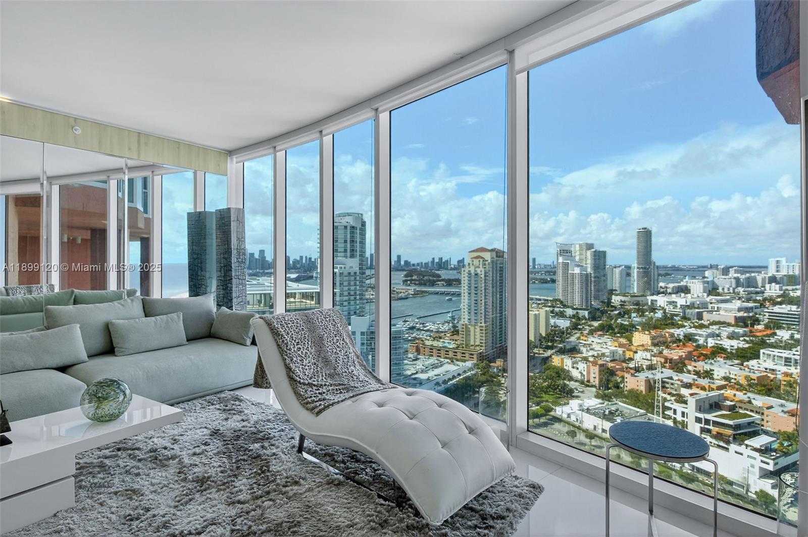 Small Image of 300 SOUTH POINTE DR #3105, Miami Beach Number 9