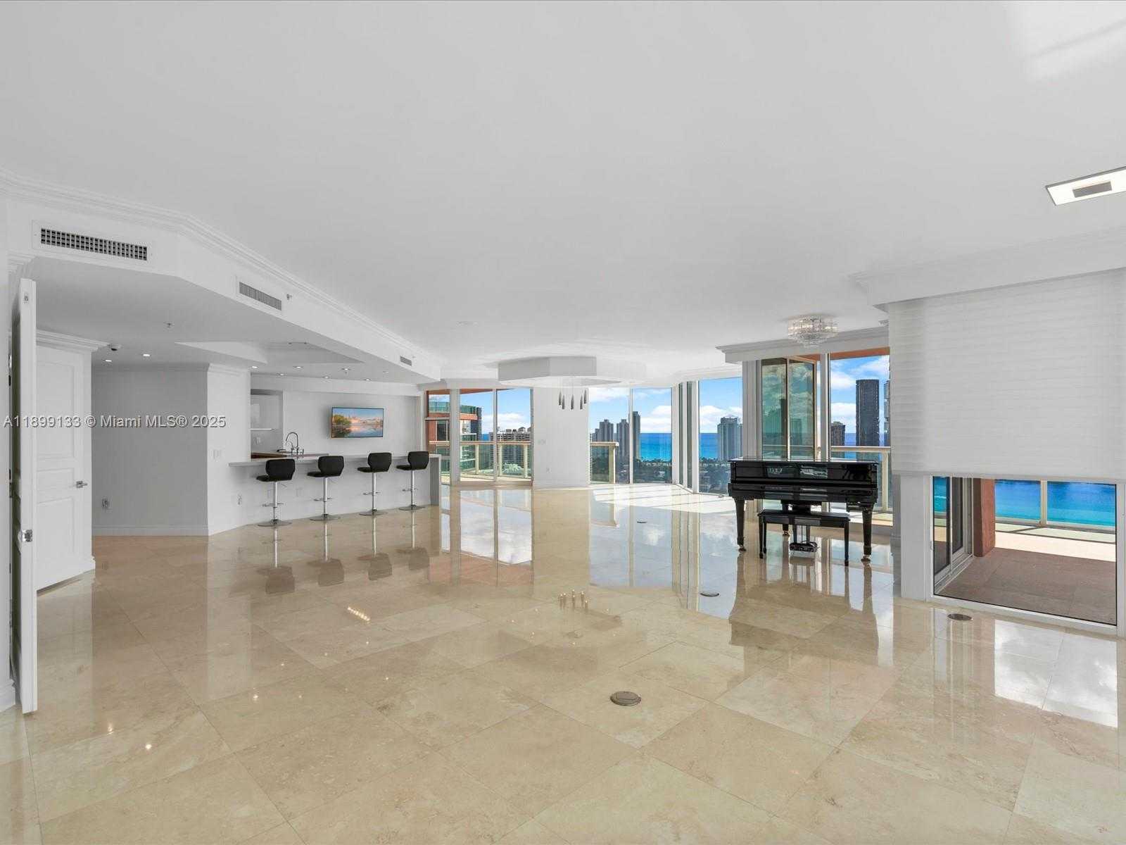 Small Image of 3370 HIDDEN BAY DR #3113, Aventura Number 11