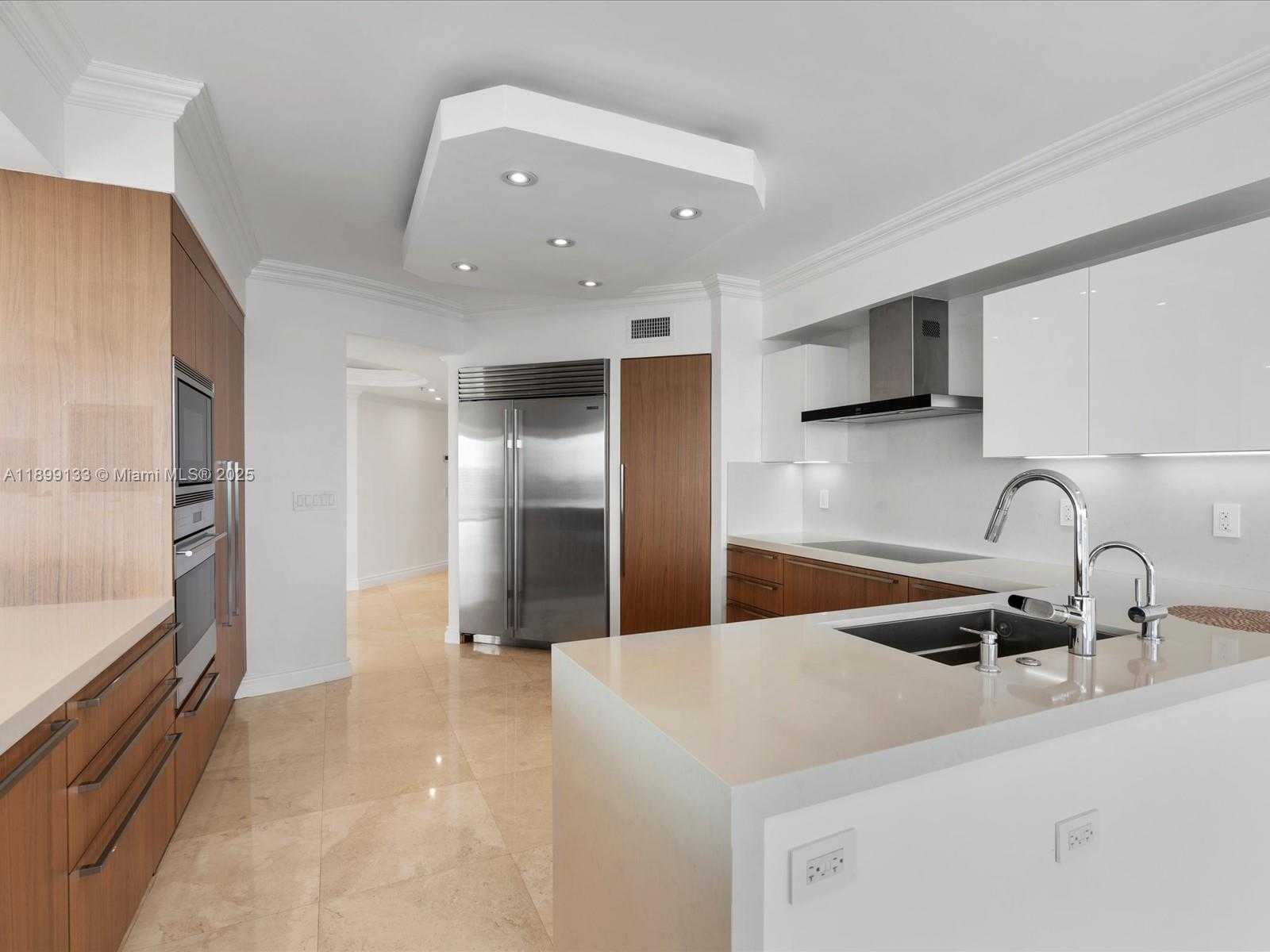 Small Image of 3370 HIDDEN BAY DR #3113, Aventura Number 16