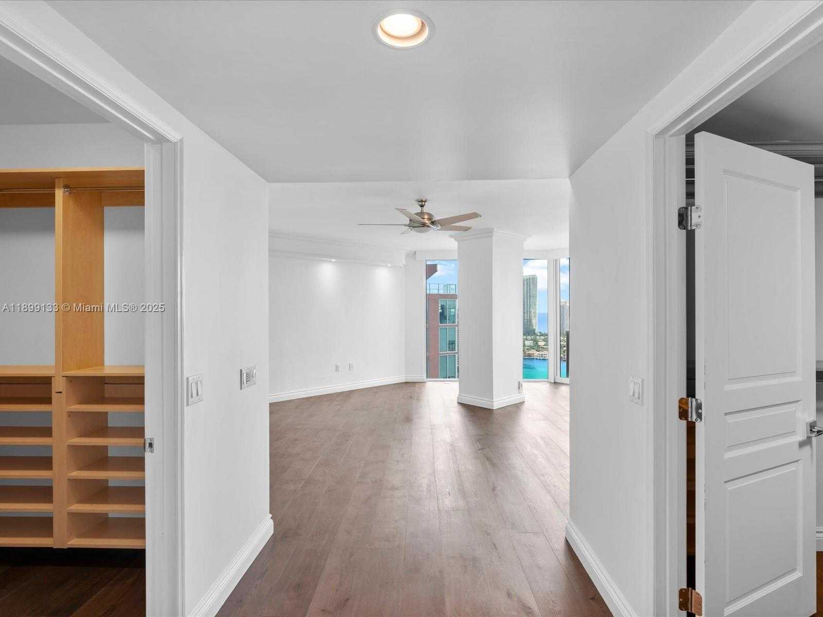 Small Image of 3370 HIDDEN BAY DR #3113, Aventura Number 25