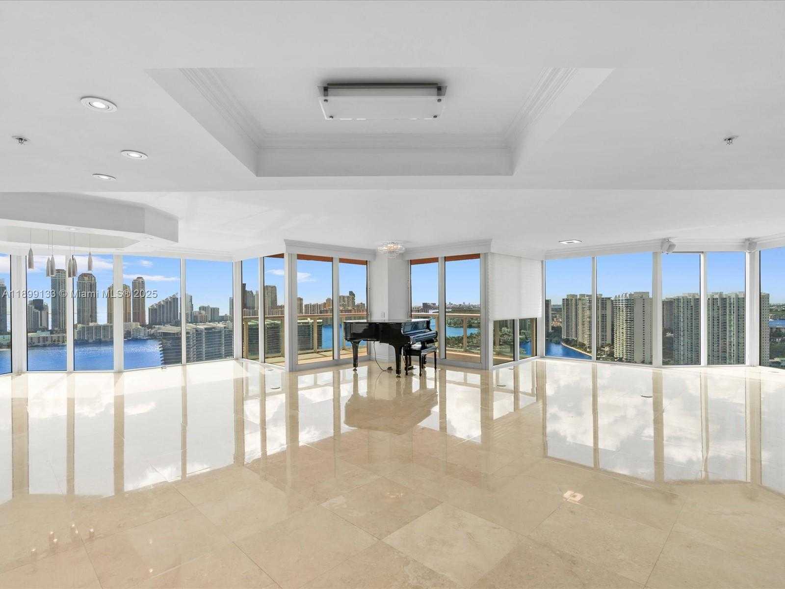 Small Image of 3370 HIDDEN BAY DR #3113, Aventura Number 3