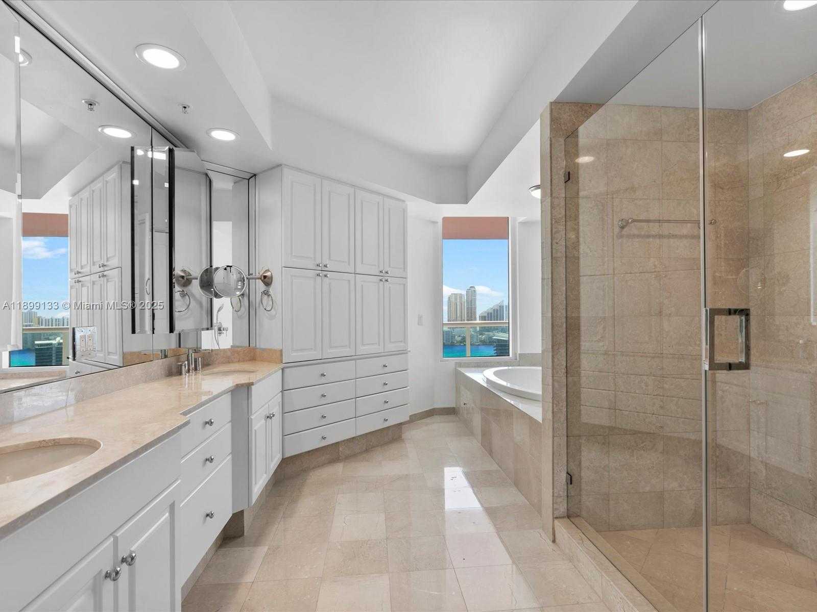 Small Image of 3370 HIDDEN BAY DR #3113, Aventura Number 31