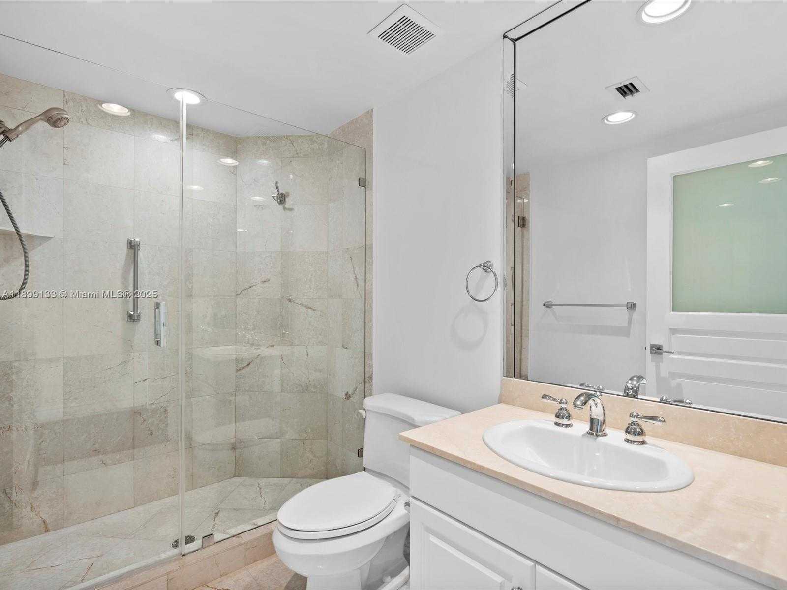 Small Image of 3370 HIDDEN BAY DR #3113, Aventura Number 38