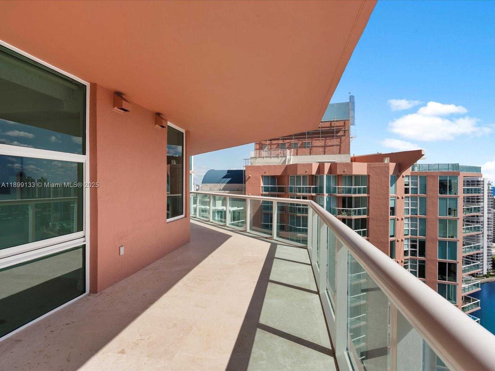 Small Image of 3370 HIDDEN BAY DR #3113, Aventura Number 55