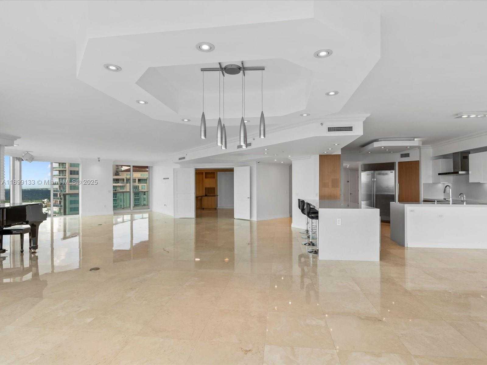 Small Image of 3370 HIDDEN BAY DR #3113, Aventura Number 7