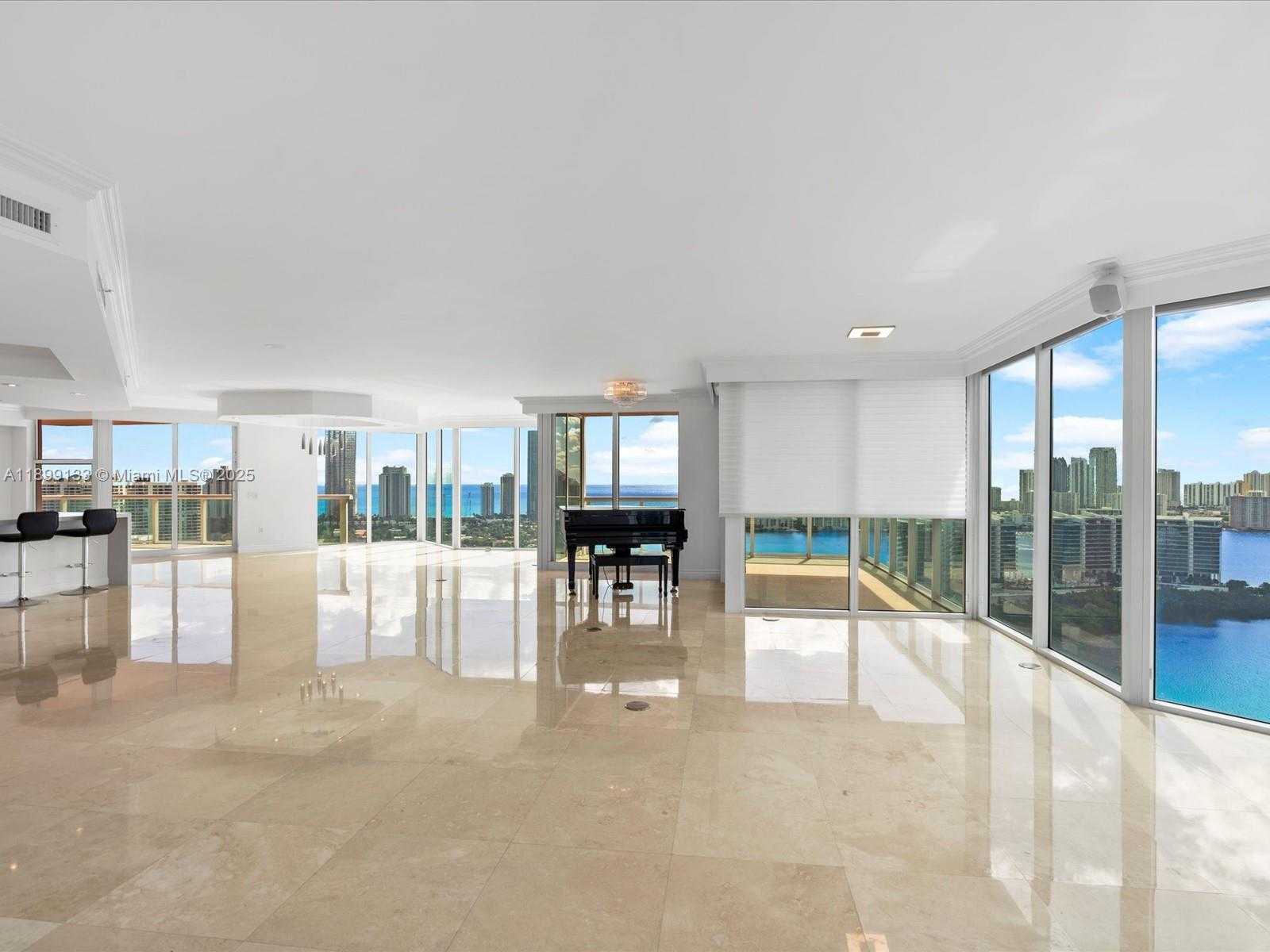 Small Image of 3370 HIDDEN BAY DR #3113, Aventura Number 9