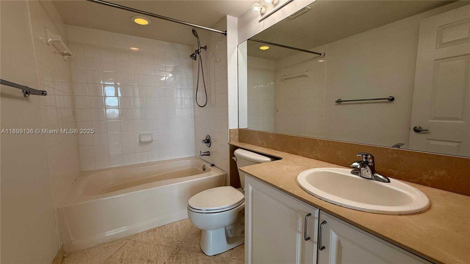 Small Image of 1155 BRICKELL BAY DR #PH104, Miami Number 10