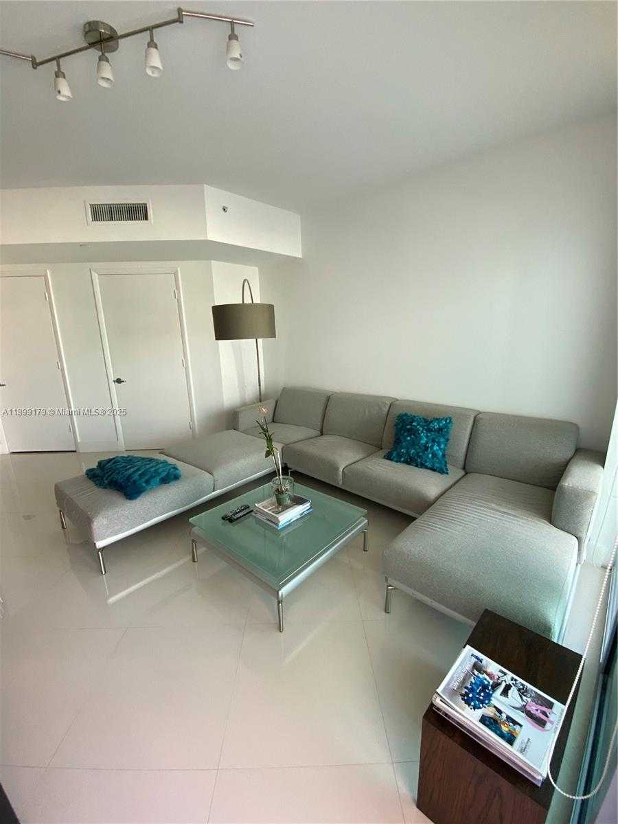 Small Image of 350 SOUTH MIAMI AVE #3811, Miami Number 6