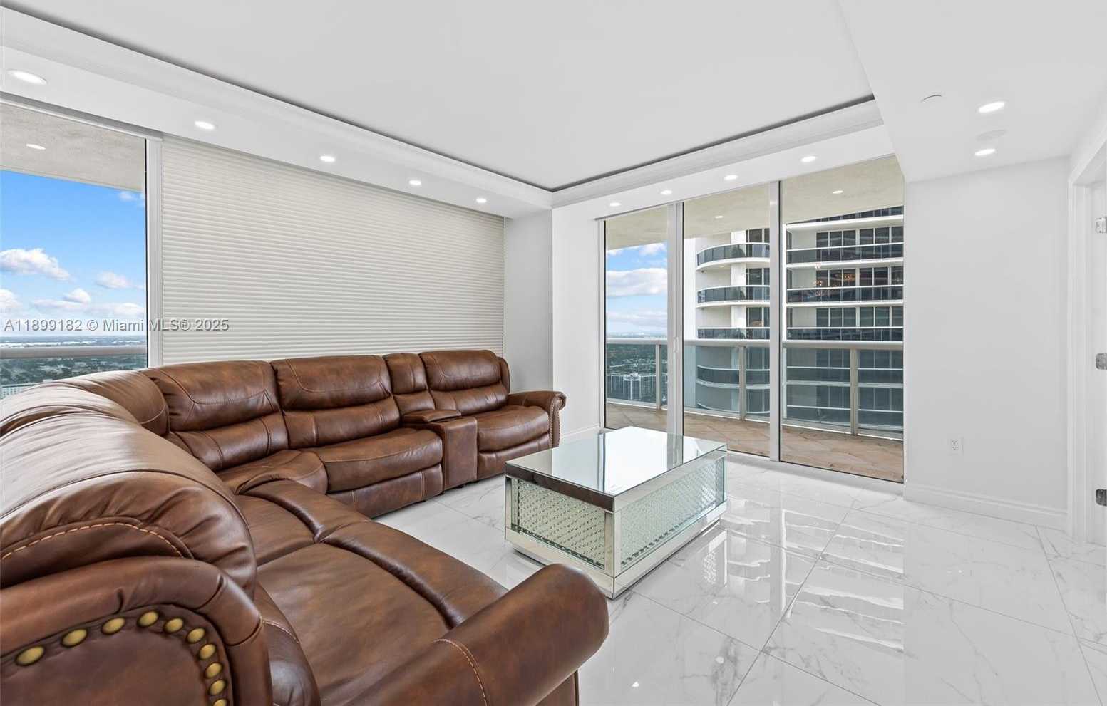 Small Image of 1830 SOUTH OCEAN DR #3708, Hallandale Beach Number 25
