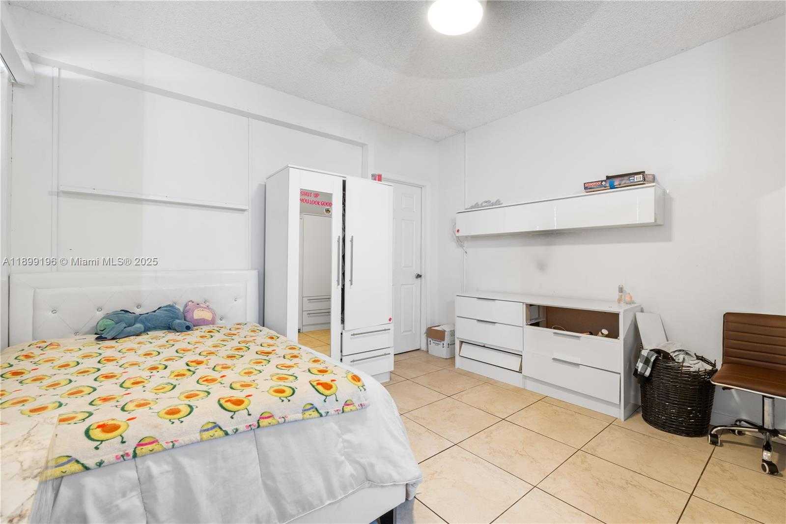 Small Image of 21240 HARBOR WAY #285-28, Aventura Number 17
