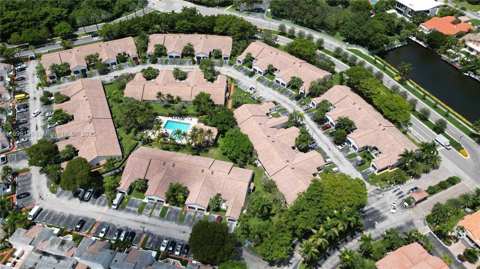 Small Image of 21240 HARBOR WAY #285-28, Aventura Number 25