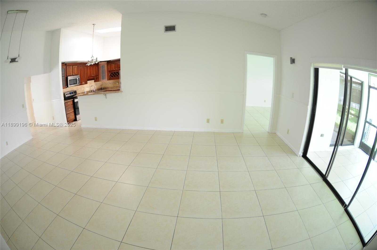 Small Image of 21240 HARBOR WAY #285-28, Aventura Number 8