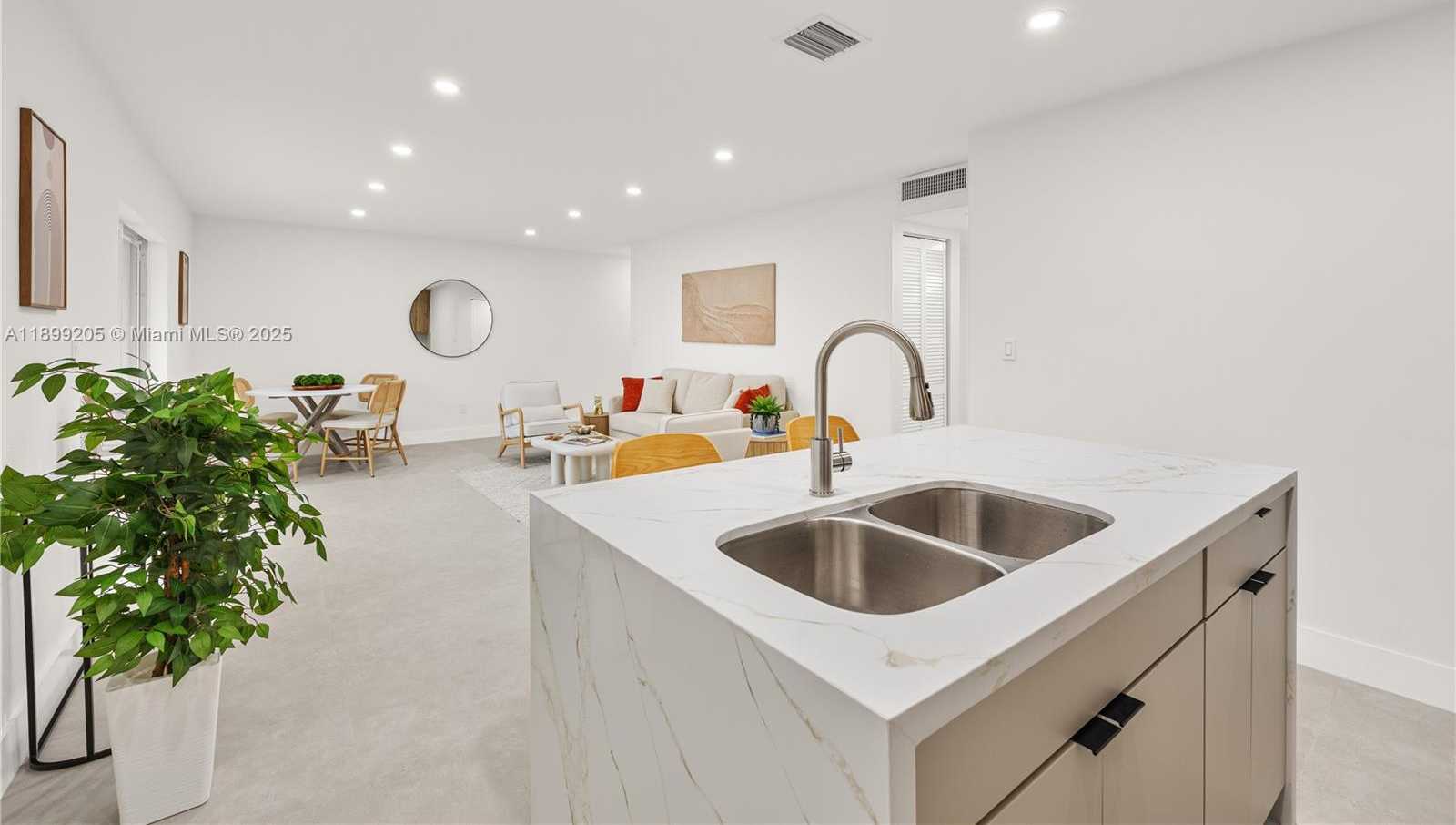 Small Image of 10017 SOUTH WEST 23RD TER, Miami Number 10