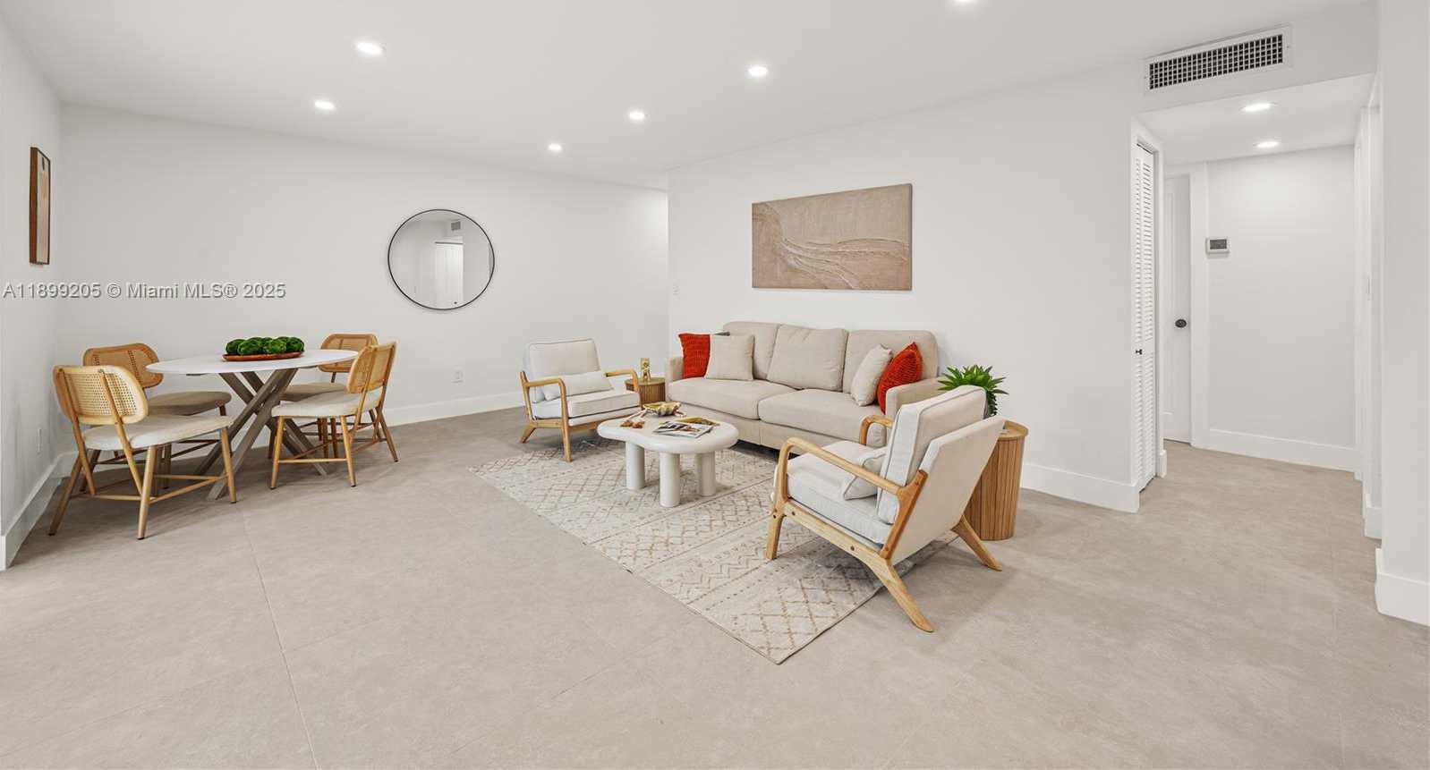 Small Image of 10017 SOUTH WEST 23RD TER, Miami Number 4