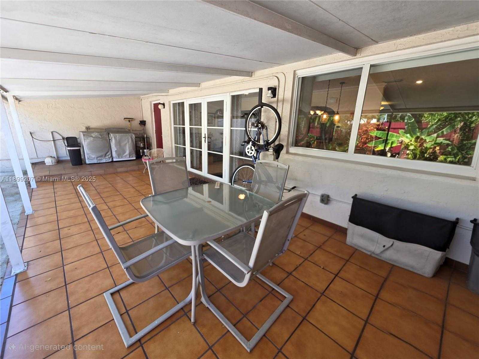 Small Image of 6923 HOLLY RD, Miami Lakes Number 17