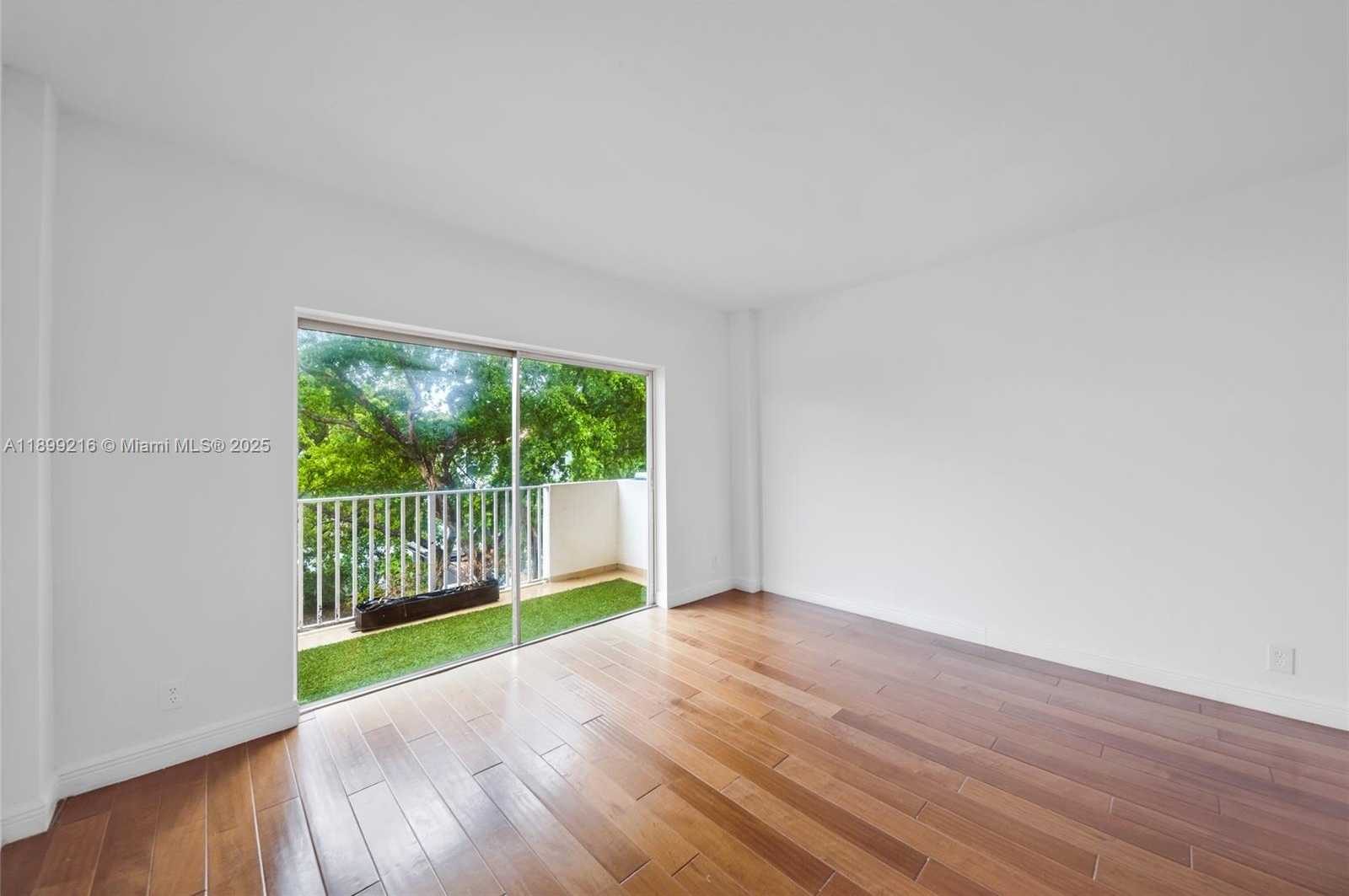 Small Image of 1455 NORTH TREASURE DR #3K, North Bay Village Number 10