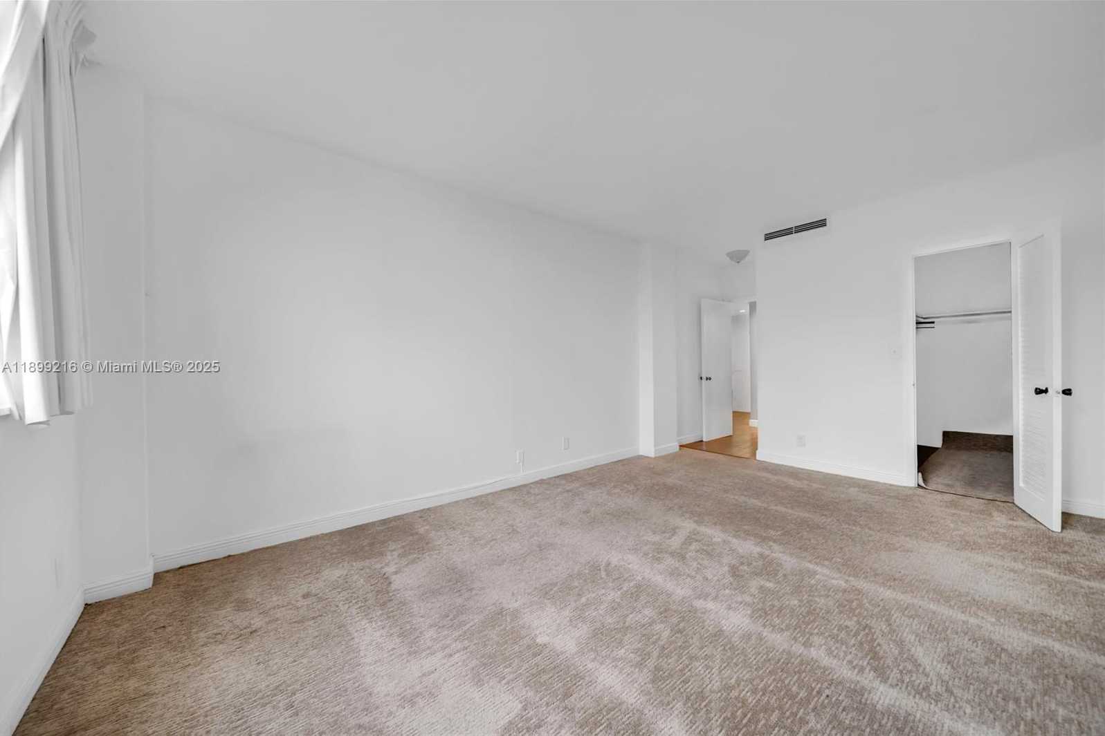 Small Image of 1455 NORTH TREASURE DR #3K, North Bay Village Number 18