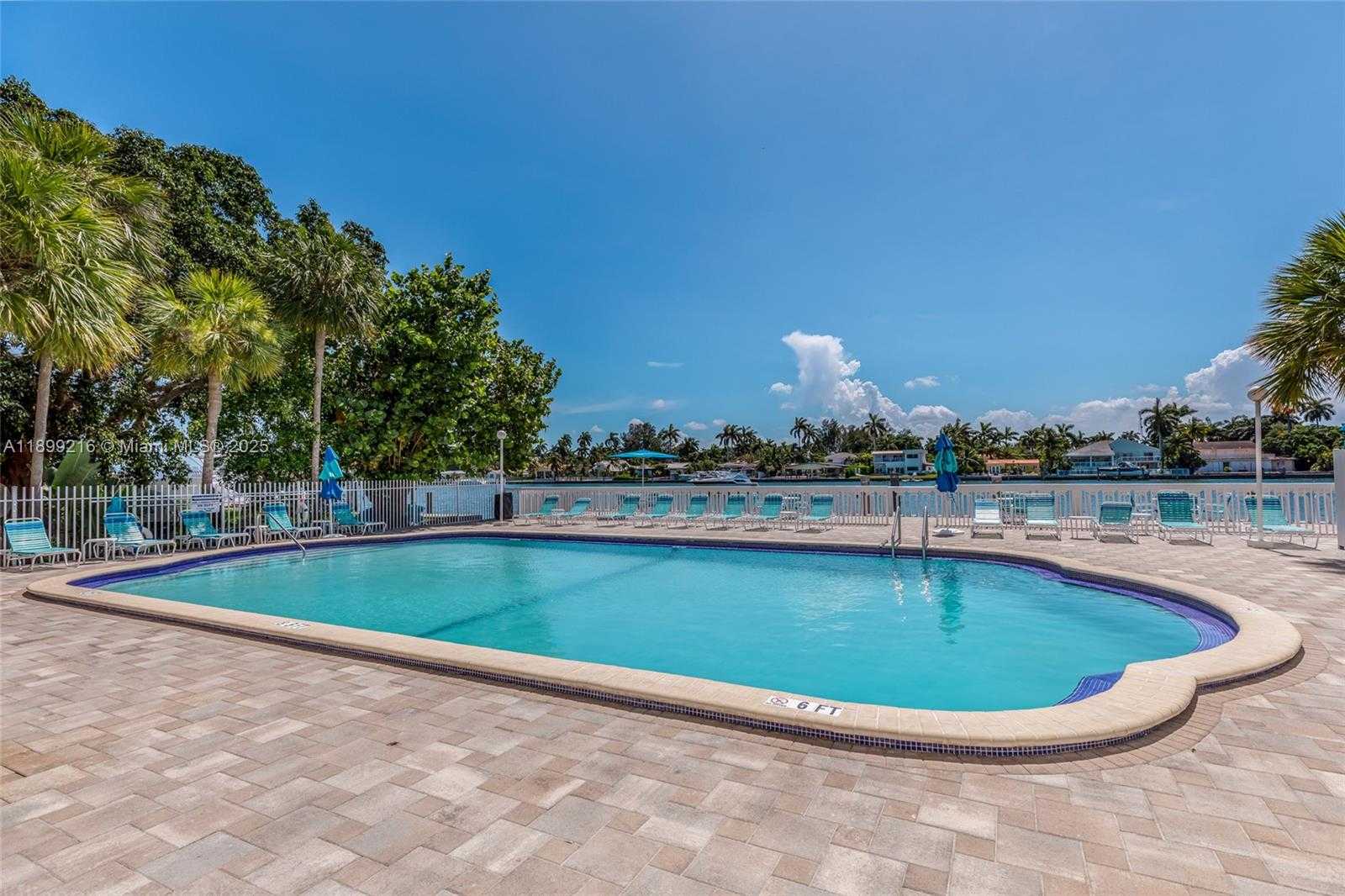 Small Image of 1455 NORTH TREASURE DR #3K, North Bay Village Number 24